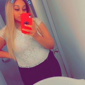 Meet your Posher, Kadejah